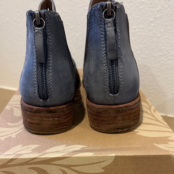 Sofft Women's Blue Ankle Boots - Picture 4 of 7